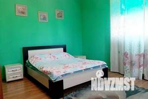 Дом 580м², 2-этажный, посуточно,