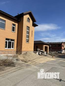 Коттедж 270м², 2-этажный, участок 8 сот.