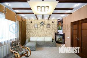 Коттедж 300м², 2-этажный, участок 6 сот.