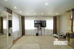 Дом 209м², 2-этажный, участок 7 сот.