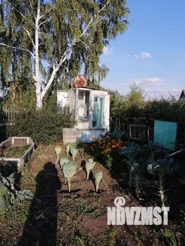 Дом 18м², 2-этажный, участок 6 сот.