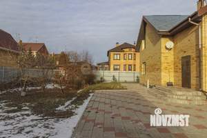 Дом 260м², 2-этажный, участок 10 сот.