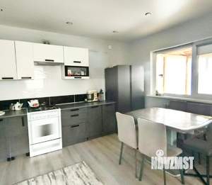 Дом 140м², 2-этажный, участок 5 сот.