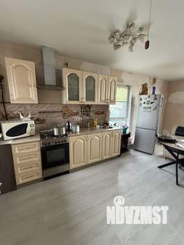 Коттедж 145м², 2-этажный, участок 5 сот.