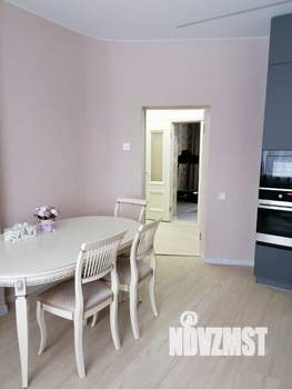 Коттедж 176м², 3-этажный, участок 5 сот.