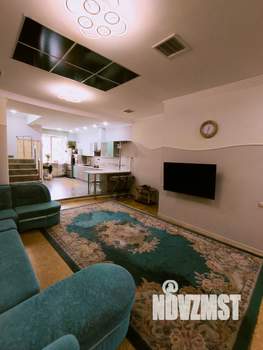 Таунхаус 278м², 4-этажный, участок 1 сот.