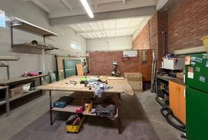 Дом 310м², 2-этажный, участок 8 сот.