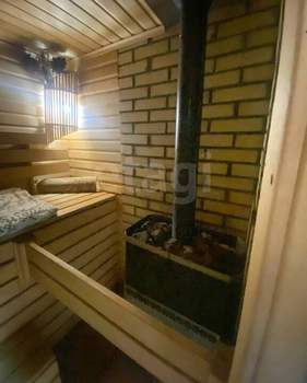 Дом 199м², 3-этажный, участок 6 сот.