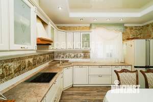 Дом 143м², 3-этажный, участок 4 сот.