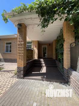 Коттедж 270м², 3-этажный, участок 9 сот.