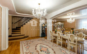 Дом 251м², 2-этажный, участок 4 сот.