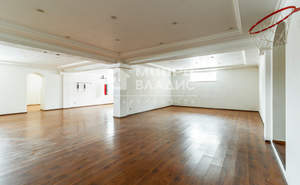 Дом 1012м², 2-этажный, участок 22 сот.