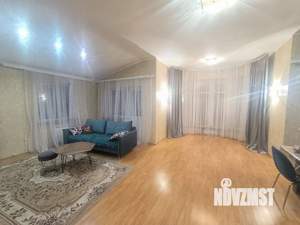 Дом 444м², 2-этажный, участок 5 сот.