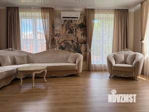 Коттедж 247м², 3-этажный, участок 9 сот.