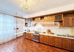 Дом 286м², 2-этажный, участок 3 сот.