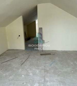 Дом 144м², 2-этажный, участок 3 сот.