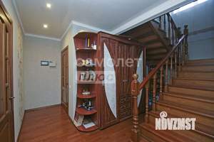 Коттедж 152м², 2-этажный, участок 10 сот.