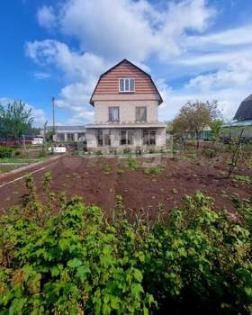 Дом 64м², 2-этажный, участок 6 сот.