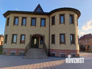 Дом 478м², 3-этажный, участок 12 сот.