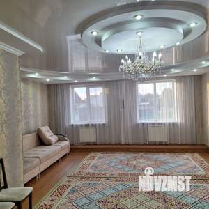 Коттедж 240м², 3-этажный, участок 4 сот.