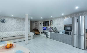 Дом 587м², 3-этажный, участок 5 сот.