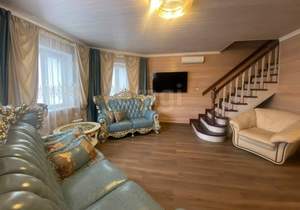 Дом 199м², 3-этажный, участок 6 сот.