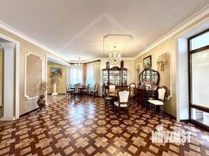 Коттедж 480м², 3-этажный, участок 13 сот.