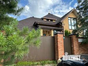 Дом 313м², 3-этажный, участок 10 сот.