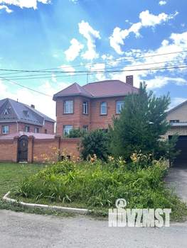 Коттедж 500м², 3-этажный, участок 10 сот.