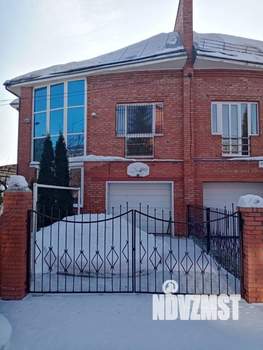 Таунхаус 250м², 3-этажный, участок 4 сот.