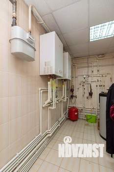 Таунхаус 462м², 3-этажный, участок 10 сот.