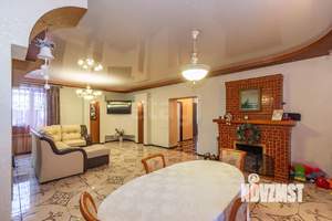 Дом 342м², 4-этажный, участок 7 сот.