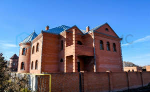 Дом 598м², 2-этажный, участок 35 сот.