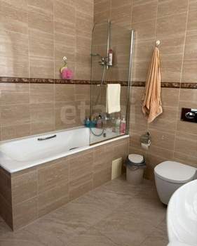 Дом 327м², 3-этажный, участок 13 сот.