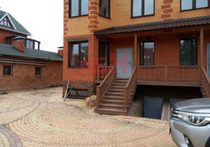 Дом 321м², 3-этажный, участок 12 сот.