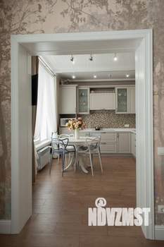 Коттедж 220м², 2-этажный, участок 9 сот.