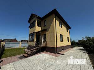 Коттедж 241м², 3-этажный, участок 8 сот.