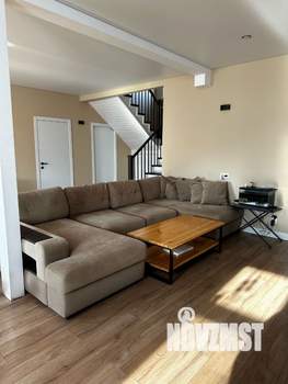 Дом 237м², 2-этажный, участок 8 сот.