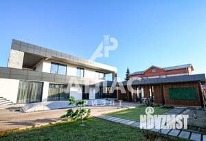 Коттедж 496м², 2-этажный, участок 11 сот.