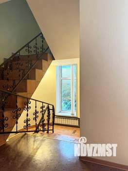 Дом 301м², 3-этажный, участок 2 сот.