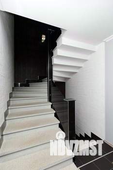 Таунхаус 290м², 3-этажный, участок 3 сот.