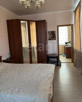 Дом 327м², 3-этажный, участок 13 сот.