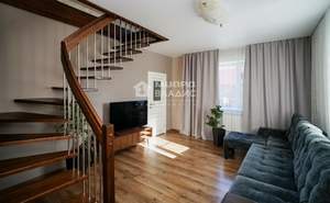 Дом 164м², 2-этажный, участок 7 сот.