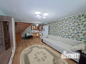 Дом 72м², 2-этажный, участок 4 сот.