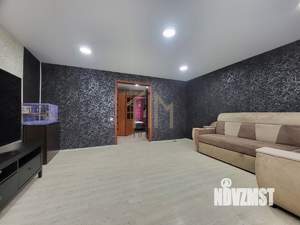 Дом 83м², 2-этажный, участок 8 сот.