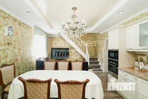 Дом 143м², 3-этажный, участок 4 сот.