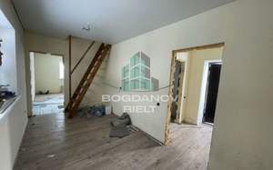 Дом 144м², 2-этажный, участок 3 сот.