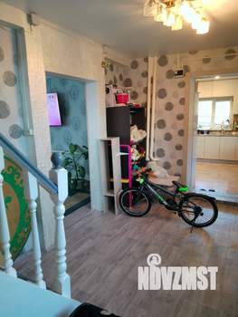 Дом 122м², 2-этажный, участок 3 сот.