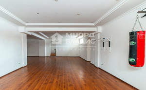 Дом 1012м², 2-этажный, участок 22 сот.