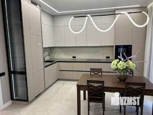 Коттедж 142м², 2-этажный, участок 6 сот.